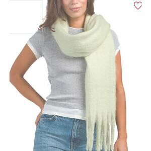 Hat Attack Women's Chic Solid Oversized Chunky Scarf Mint NWT 128